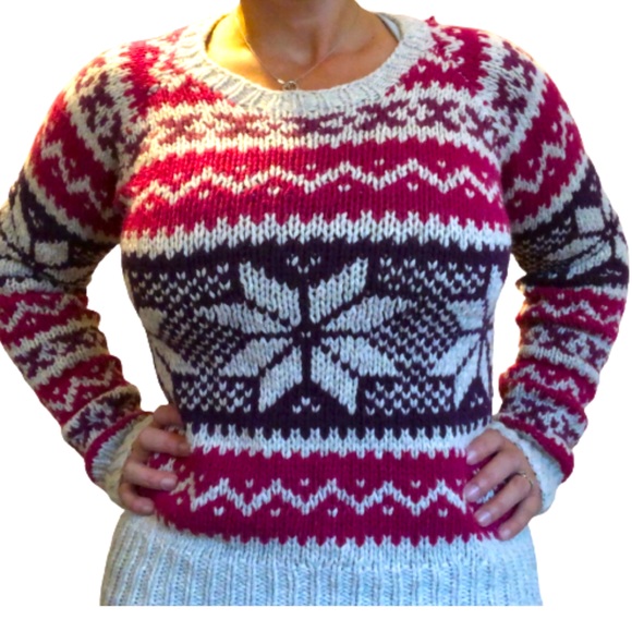 American Eagle Outfitters Sweaters - AE Chunky Knit Snowflake Sweater Sz M/L per tag